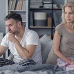 Почему спокойные отношения кажутся скучными: 5 причин и решения.